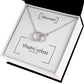 Personalizovaný stříbrný náhrdelník se zirkony ve tvaru spojených kroužků v černobílé krabičce jako dárek pro maminku 